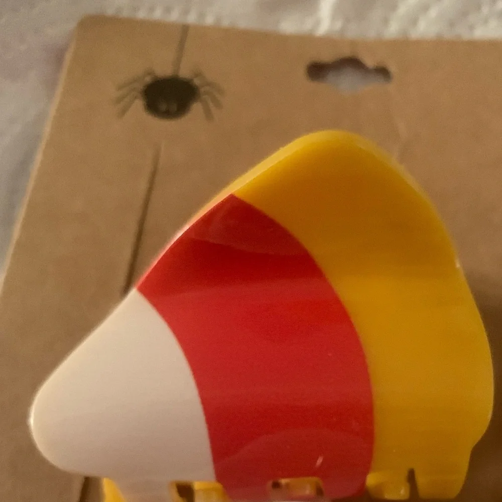 Fall Candy Corn  Hair Clip Claw Stong hold 2 1/2” in NEW in Package NIP